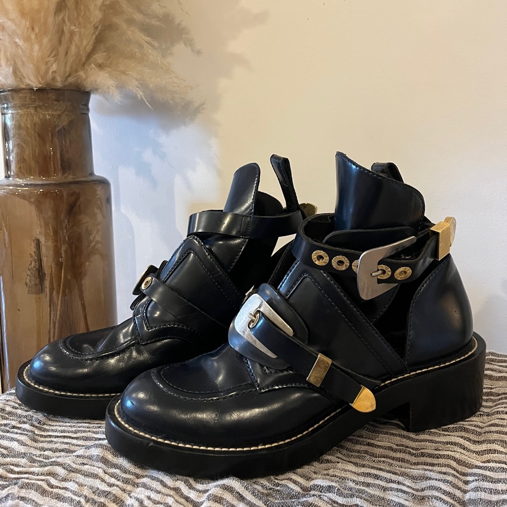 Balenciaga Ceinture “Buckle Boot” EU41